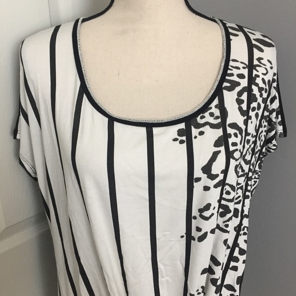 VANILLA SUGAR Striped/Animal Print Batwing Top - Picture 2 of 7